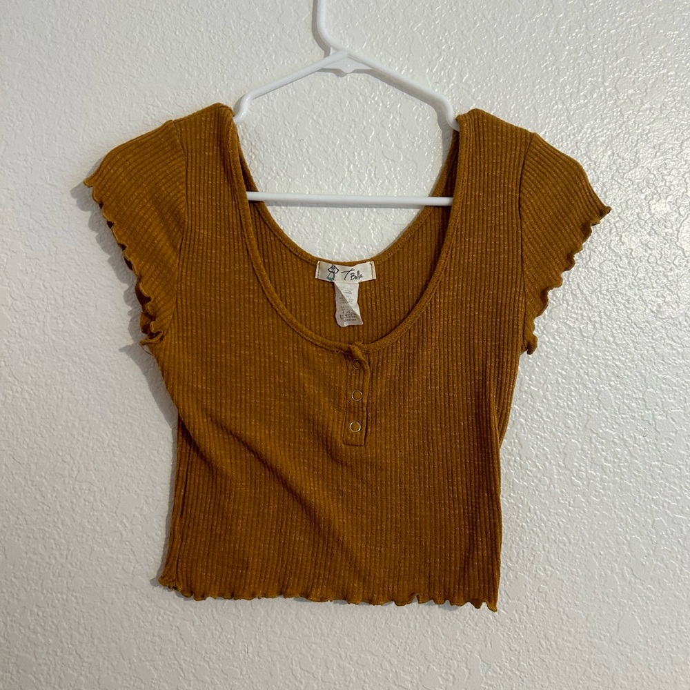 crop top
